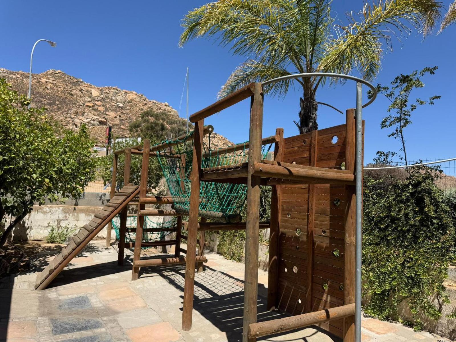 Herb Garden Restaurant & Rooms Спрингбок Экстерьер фото